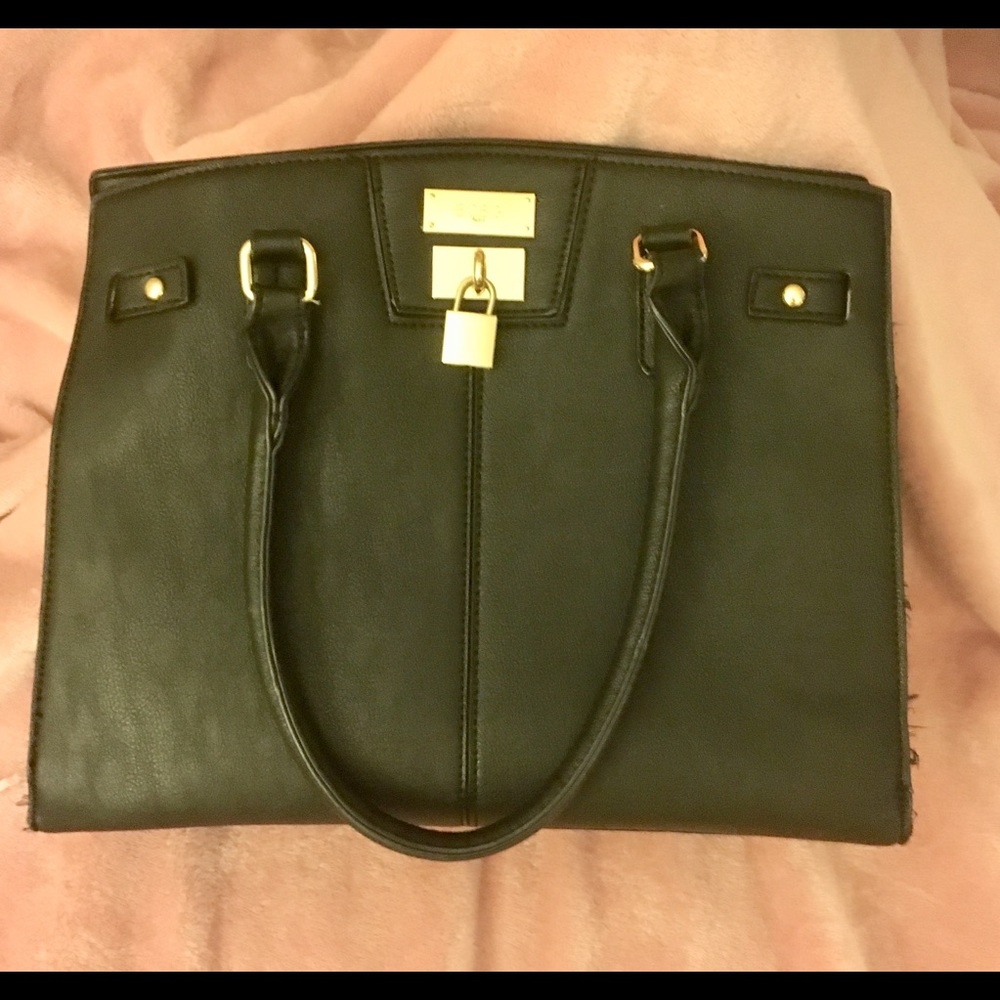 BCBG pocketbook
